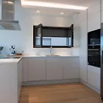 Διαμέρισμα Seafront Luxury Idassa By Belmont Realty *