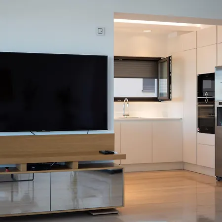 アパート Seafront Luxury Idassa By Belmont Realty